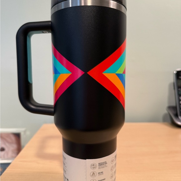 Stanley Black Travel Mug with Bold Accents - Picture 2 of 4